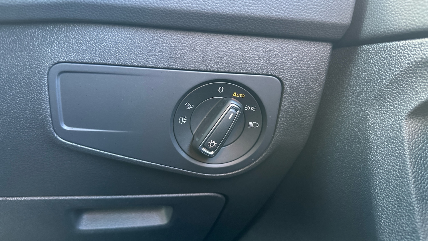 Used Volkswagen Tiguan 2022 for sale - 77802239: Photo 37