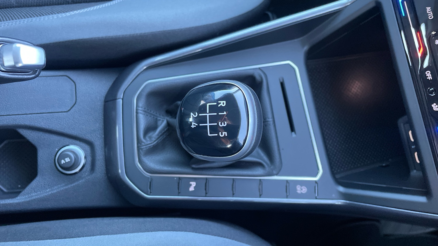 Used Volkswagen Polo 2023 for sale - 77086453: Photo 25