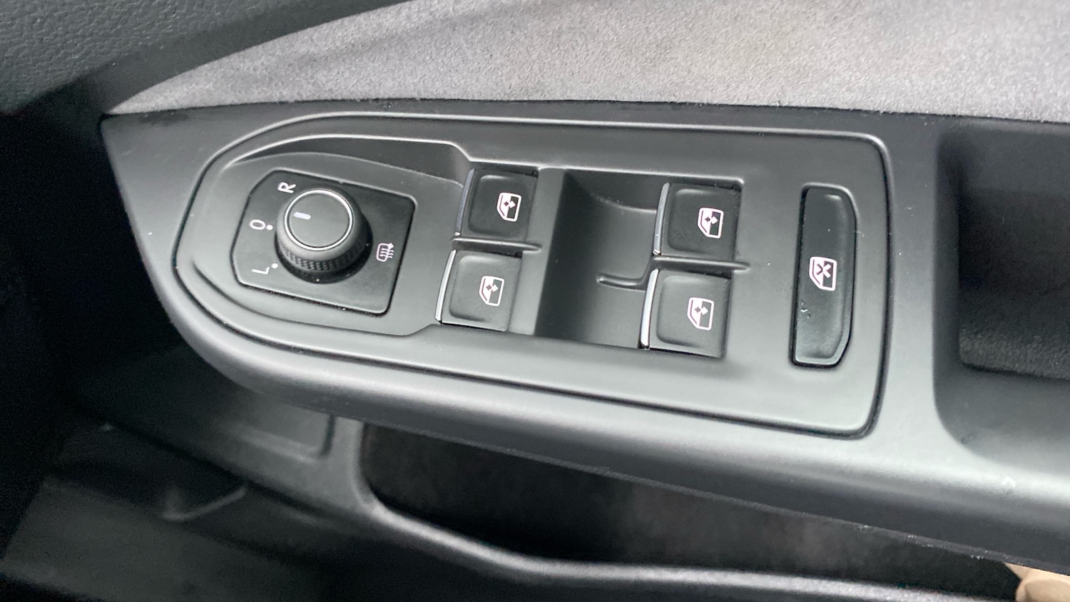 Used Volkswagen Golf 2023 for sale - 76554143: Photo 19