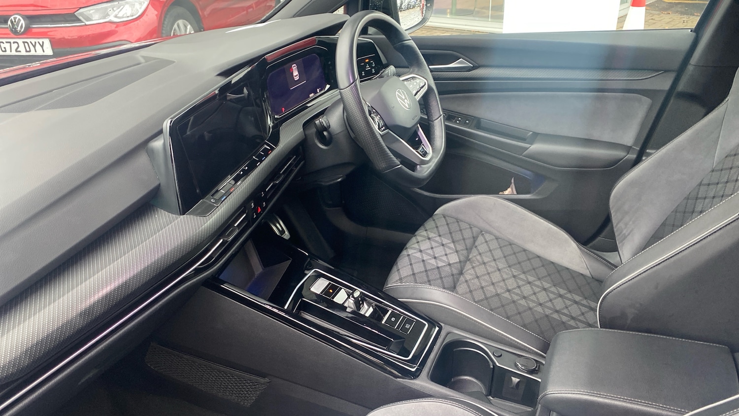 Used Volkswagen Golf 2023 for sale - 76554143: Photo 2