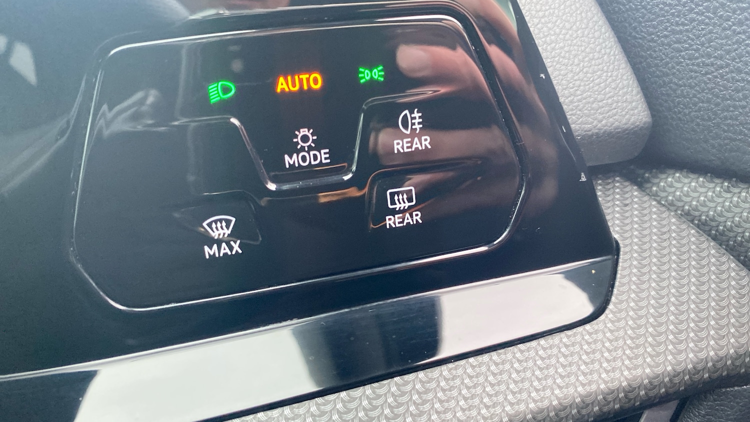 Used Volkswagen Golf 2023 for sale - 76554143: Photo 31