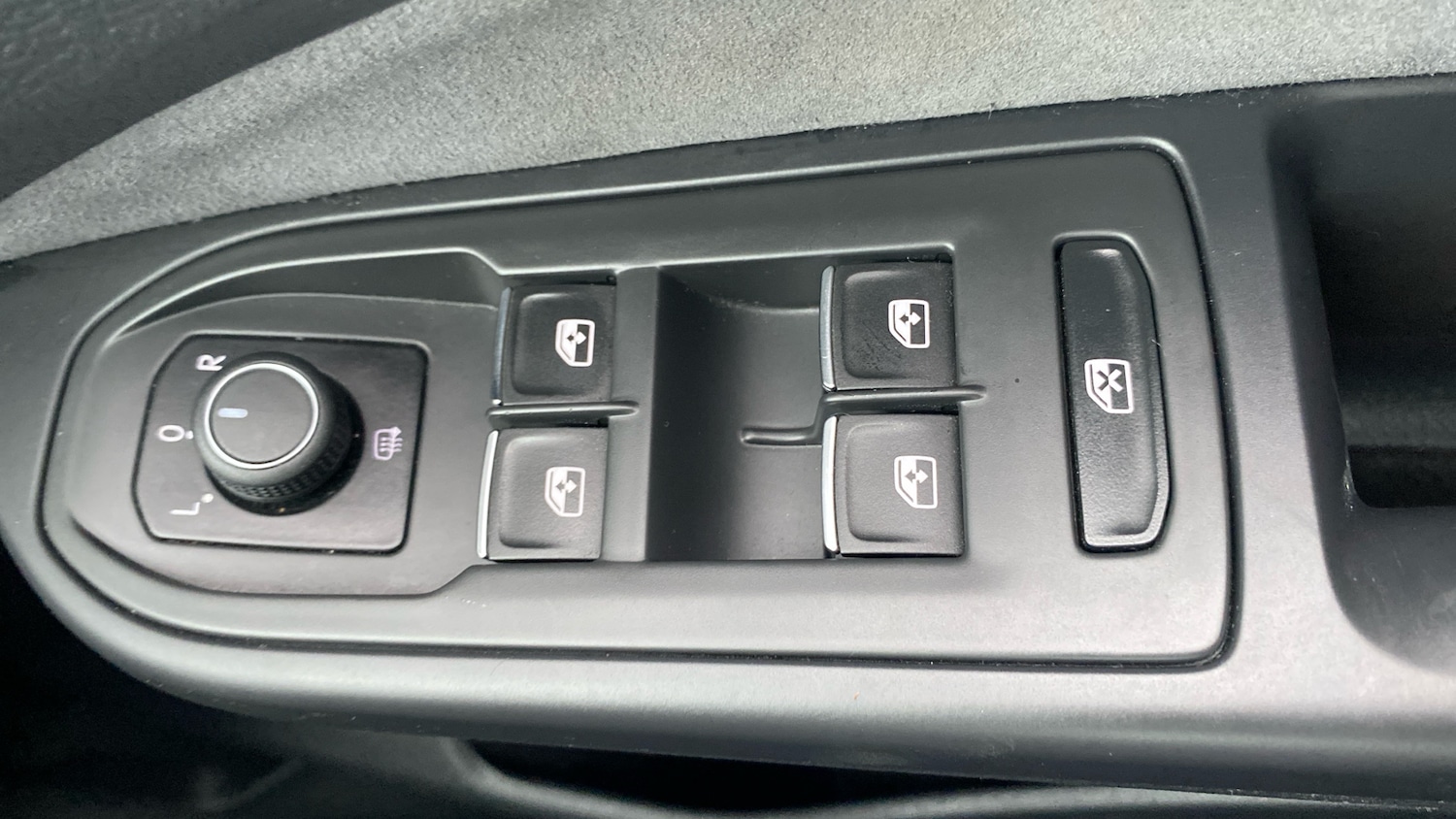 Used Volkswagen Golf 2023 for sale - 76554143: Photo 32