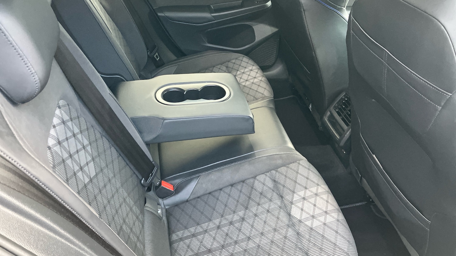 Used Volkswagen Golf 2025 for sale - 77777440: Photo 27