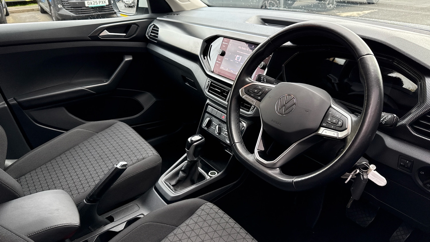 Used Volkswagen T-Cross 2022 for sale - 77603567: Photo 11