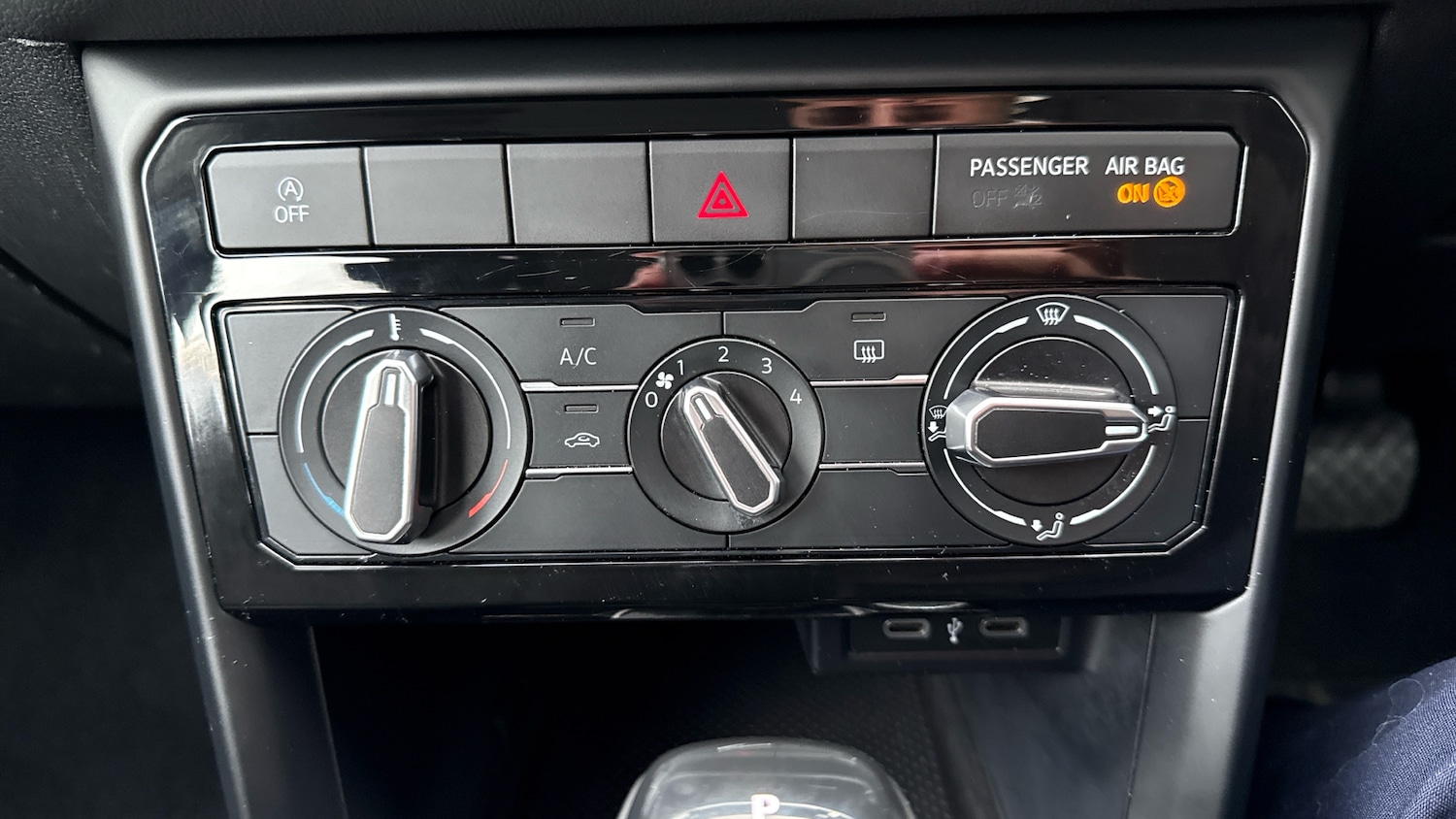 Used Volkswagen T-Cross 2022 for sale - 77603567: Photo 28