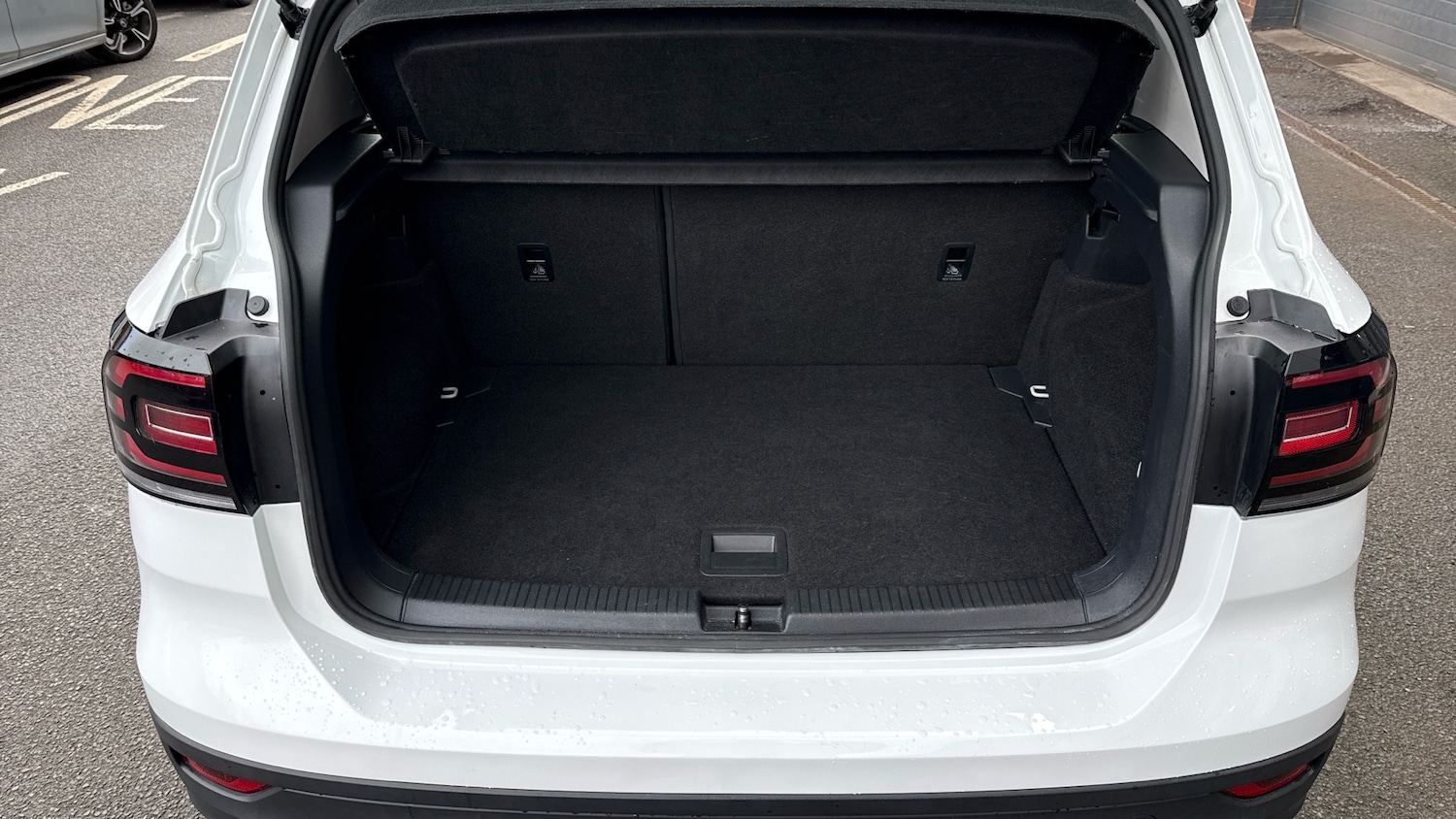 Used Volkswagen T-Cross 2022 for sale - 77603567: Photo 4