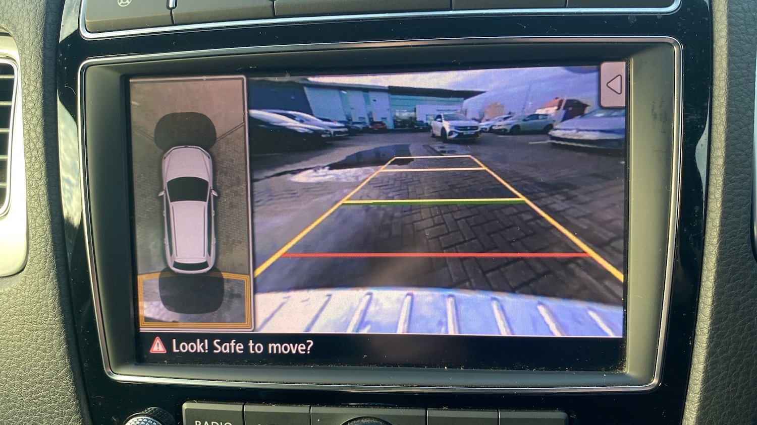 Used Volkswagen Touareg 2017 for sale - 76983864: Photo 12