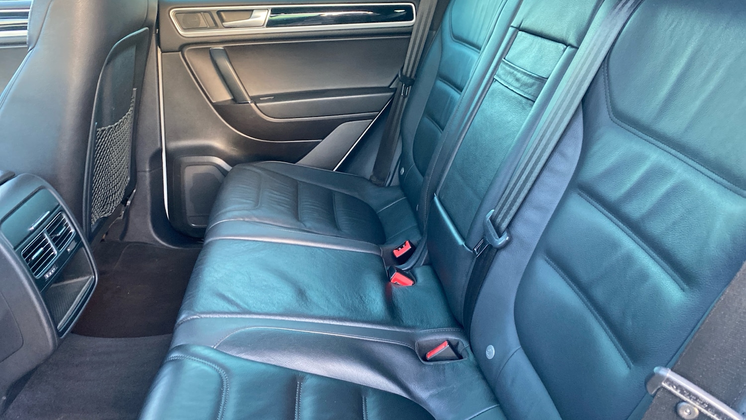 Used Volkswagen Touareg 2017 for sale - 76983864: Photo 16