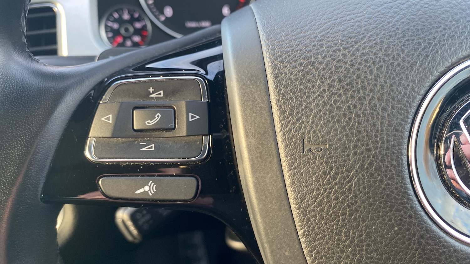 Used Volkswagen Touareg 2017 for sale - 76983864: Photo 17