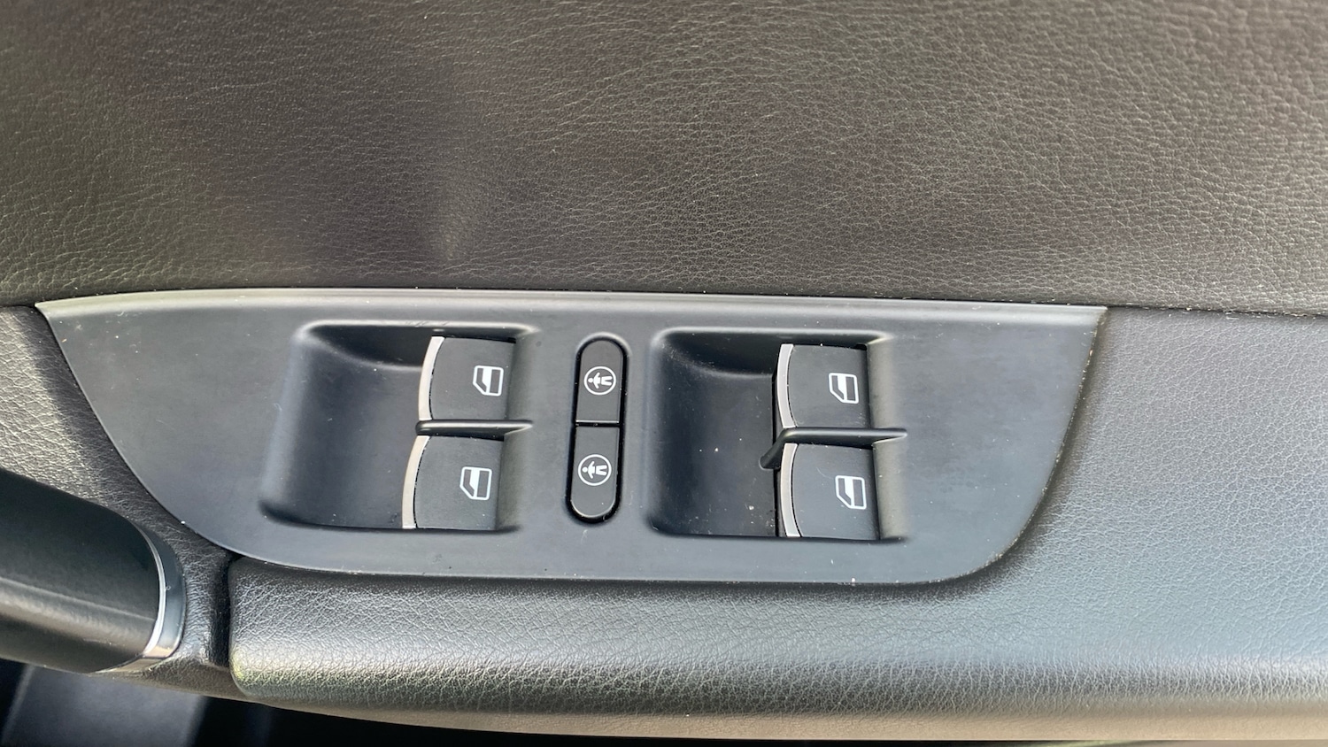 Used Volkswagen Touareg 2017 for sale - 76983864: Photo 19