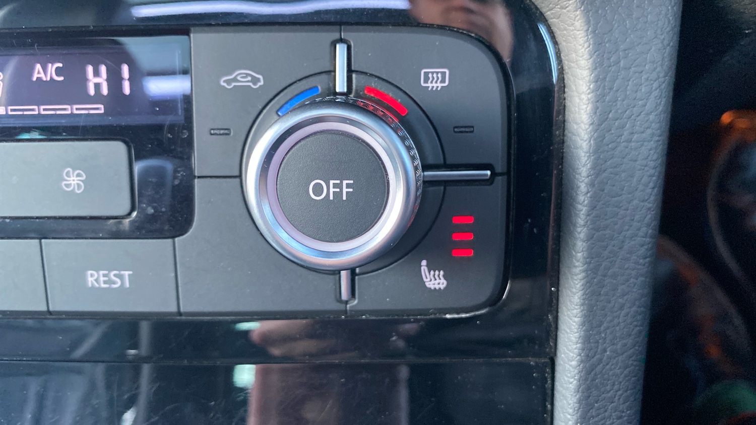 Used Volkswagen Touareg 2017 for sale - 76983864: Photo 25