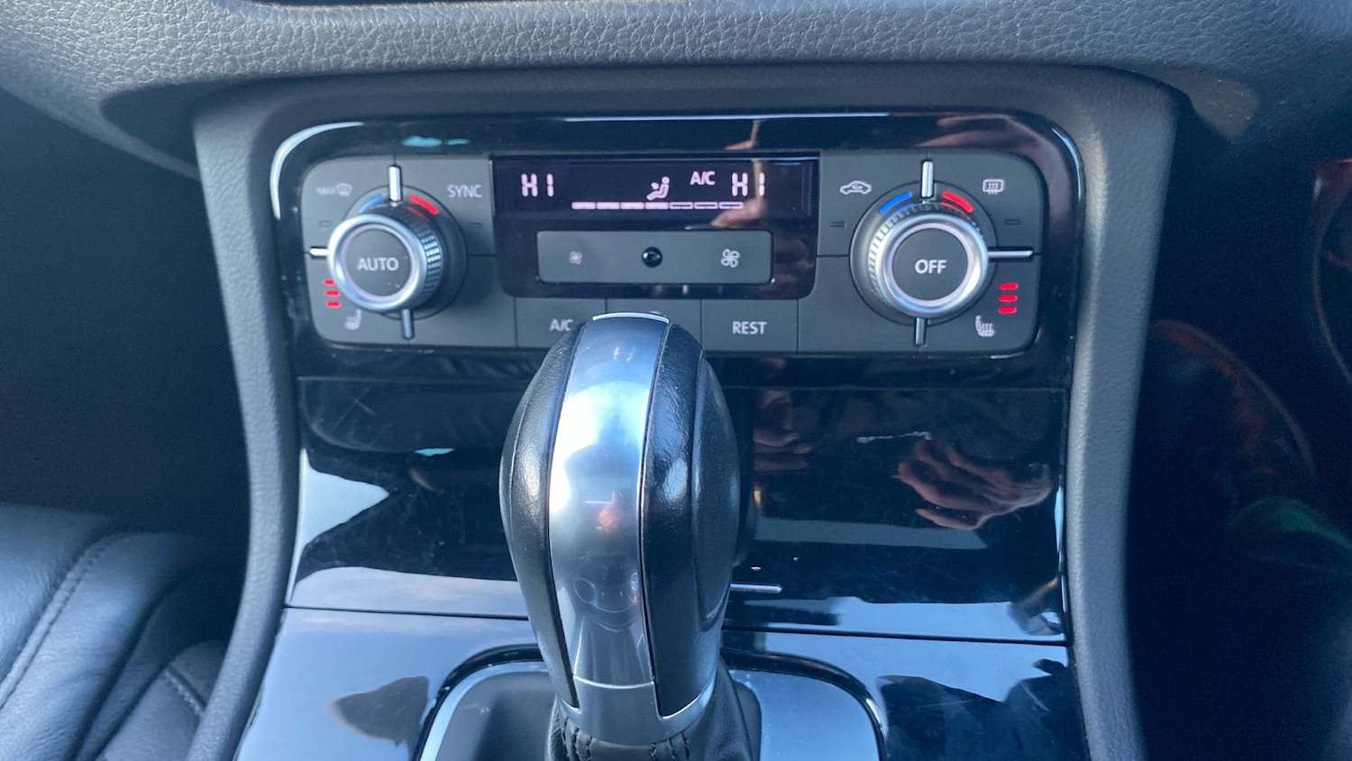 Used Volkswagen Touareg 2017 for sale - 76983864: Photo 33