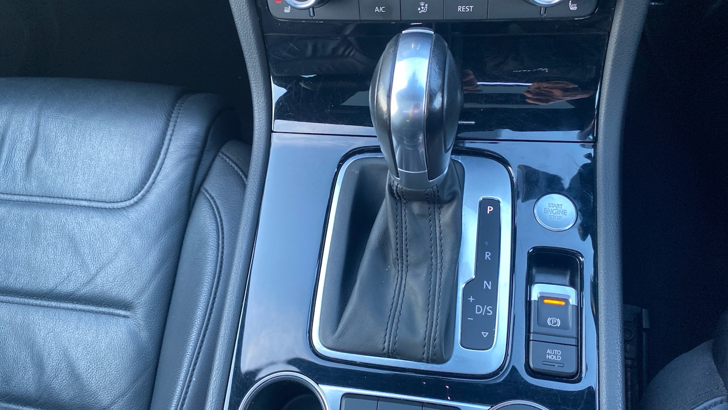 Used Volkswagen Touareg 2017 for sale - 76983864: Photo 34