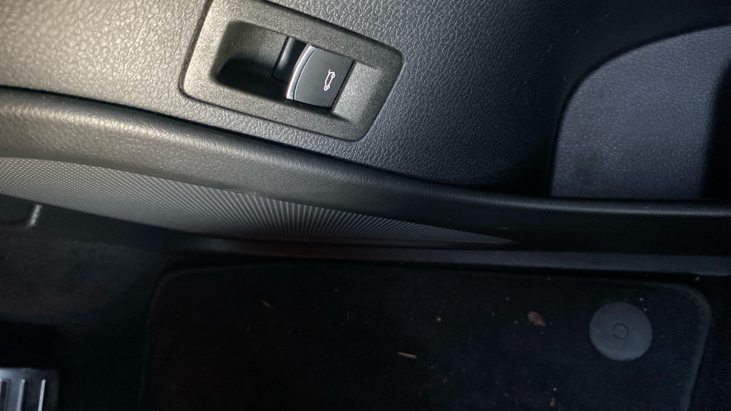 Used Volkswagen Touareg 2017 for sale - 76983864: Photo 42