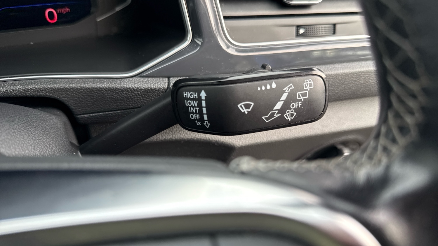 Used Volkswagen T-Roc 2019 for sale - 76542798: Photo 23