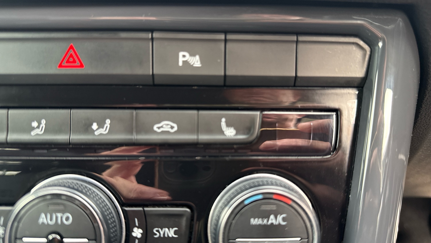 Used Volkswagen T-Roc 2019 for sale - 76542798: Photo 31