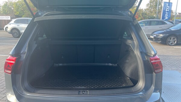 Used Volkswagen Tiguan 2021 for sale - 76287142: Photo 20