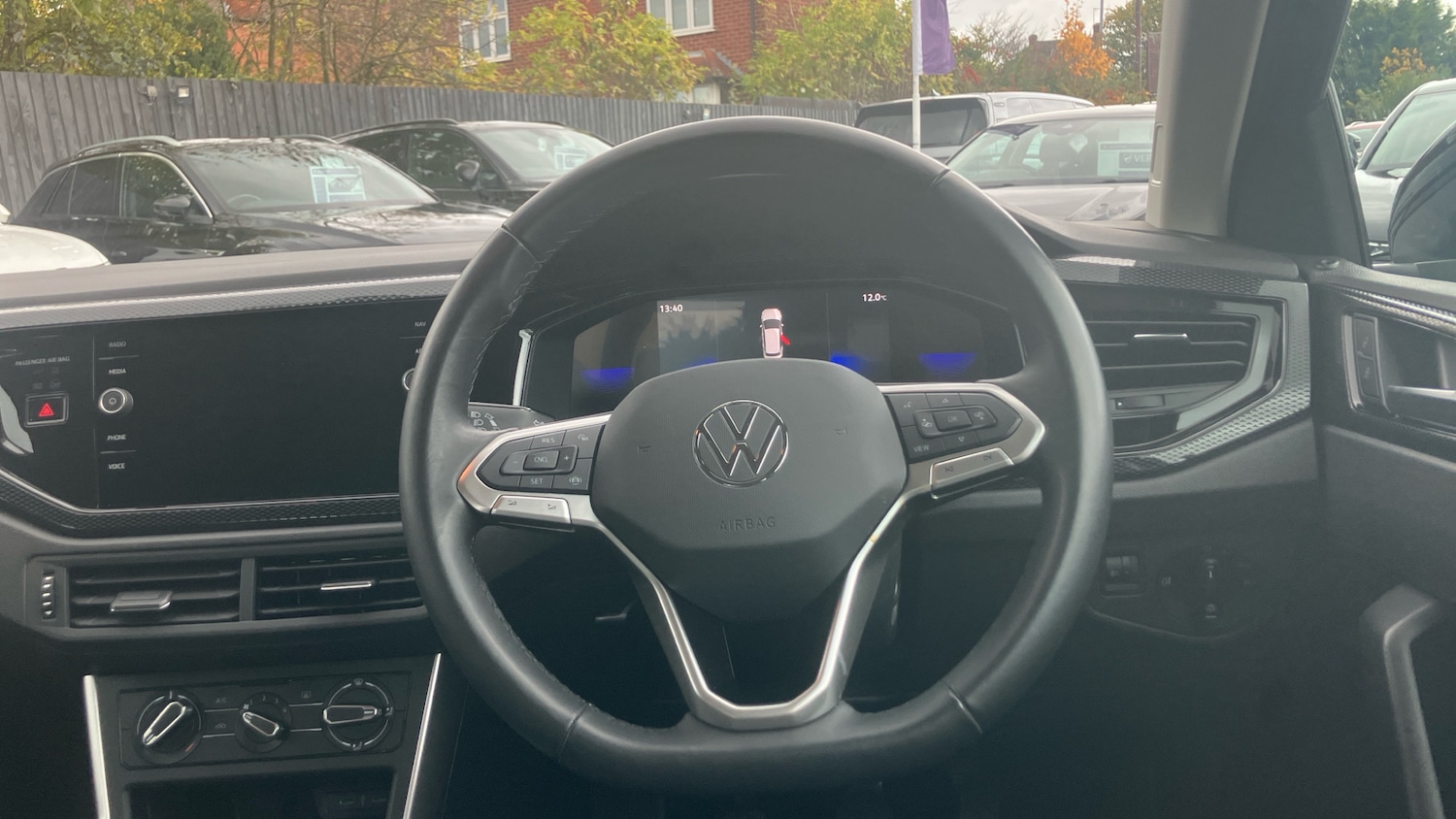 Used Volkswagen Polo 2024 for sale - 76330328: Photo 10