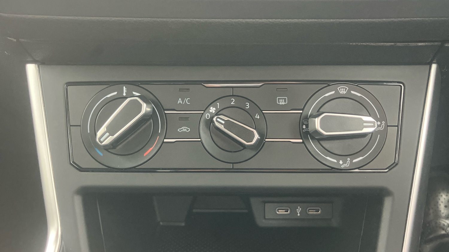 Used Volkswagen Polo 2024 for sale - 76330328: Photo 13