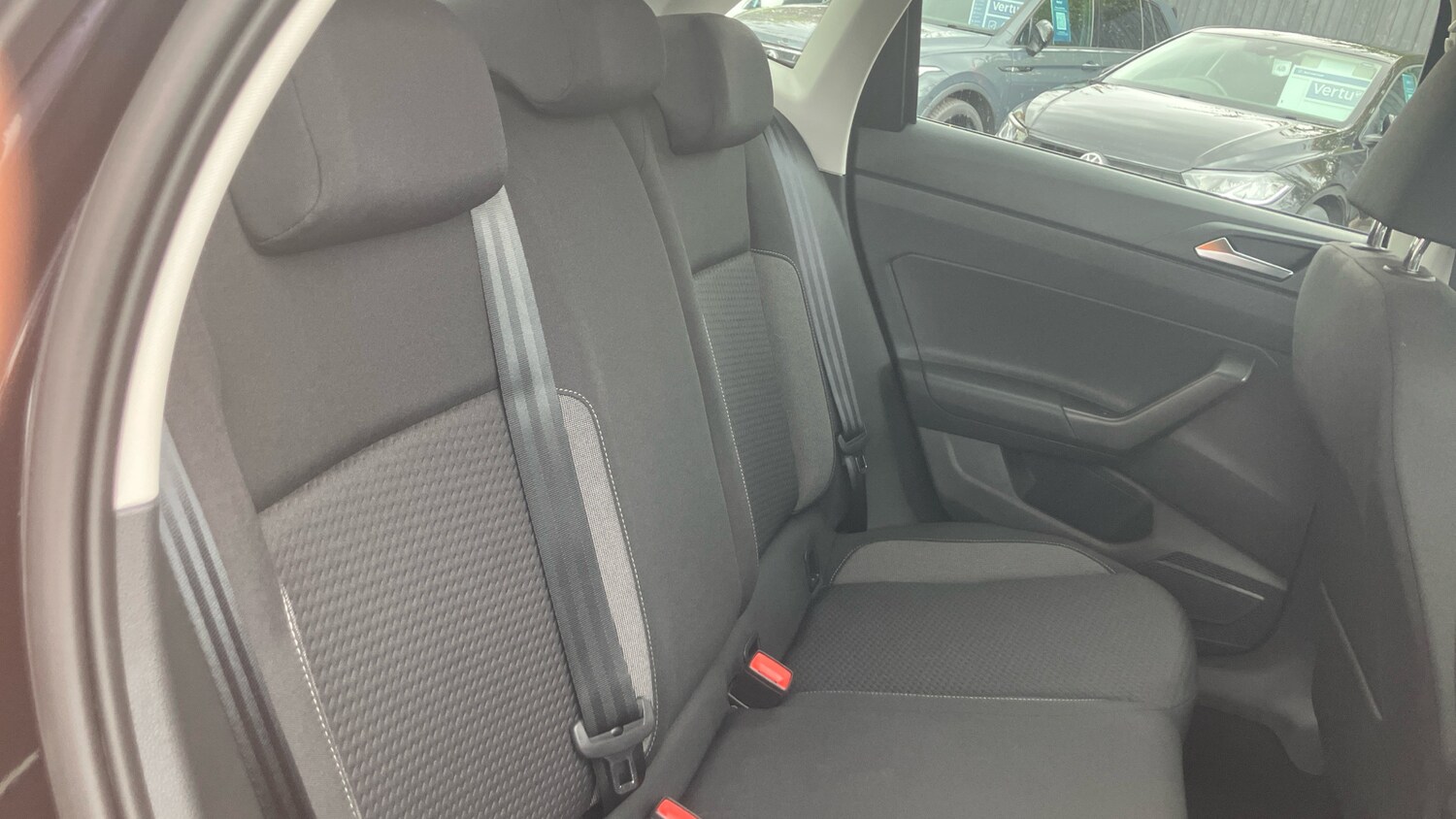 Used Volkswagen Polo 2024 for sale - 76330328: Photo 16