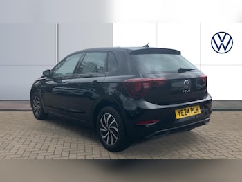Used Volkswagen Polo 2024 for sale - 76330328: Photo