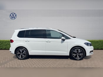Used Volkswagen Touran 2023 for sale - 79536422: Photo