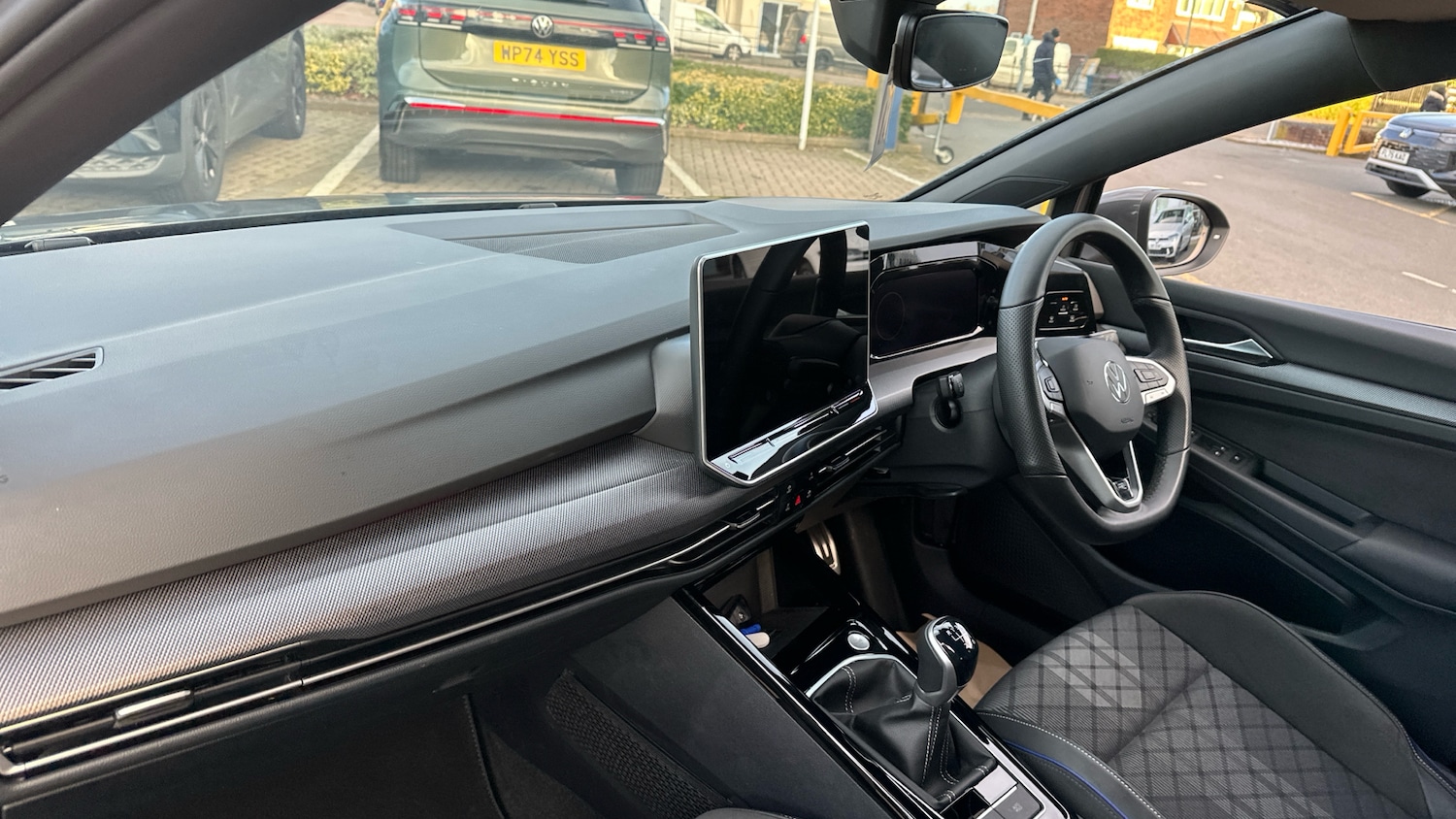 Used Volkswagen Golf 2025 for sale - 76650995: Photo 2