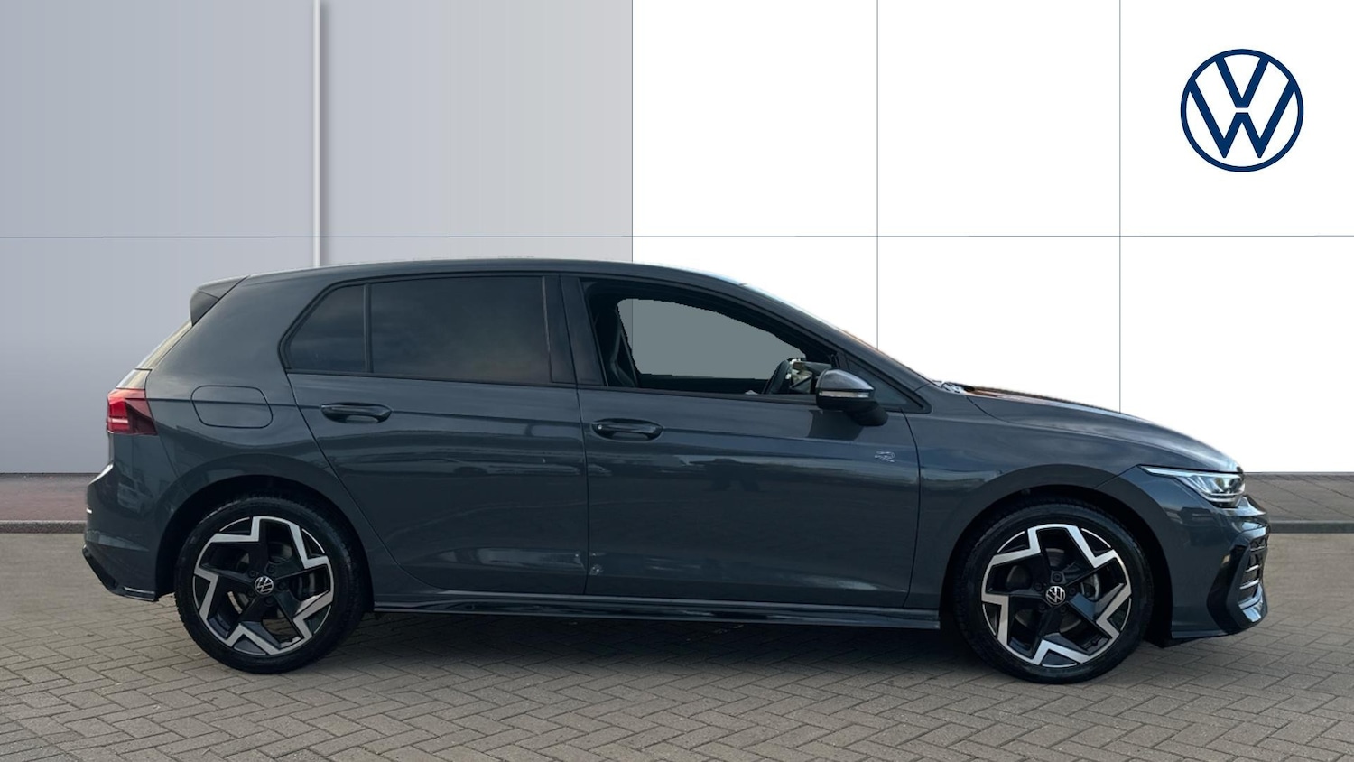 Used Volkswagen Golf 2025 for sale - 76650995: Photo 4