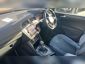 Used Volkswagen Tiguan 2021 for sale - 75874697: Photo