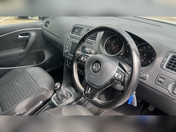 Used Volkswagen Polo 2017 for sale - 75615944: Photo