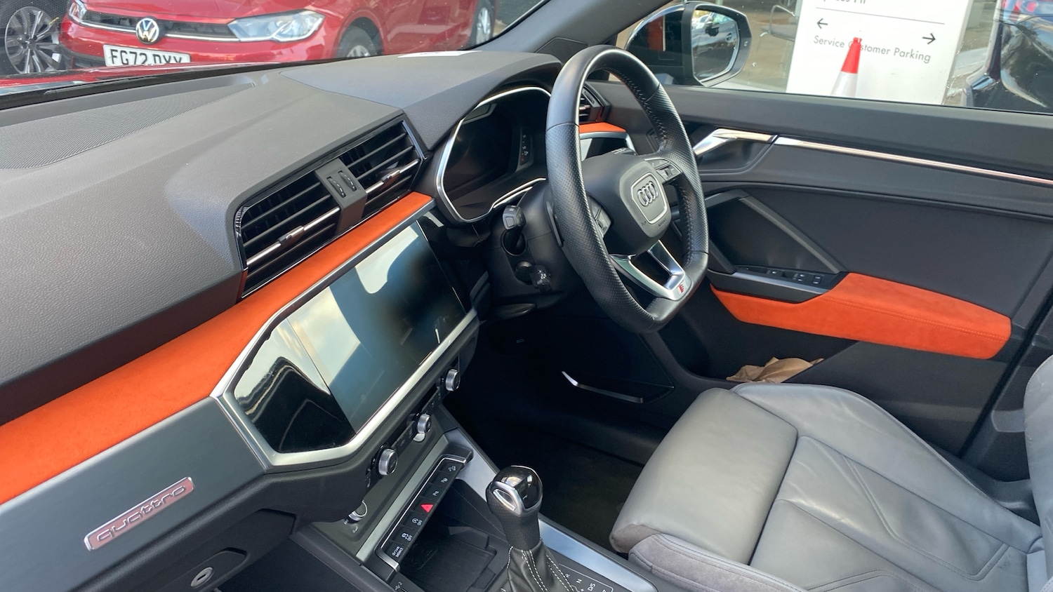 Used Audi Q3 2020 for sale - 76602173: Photo 2