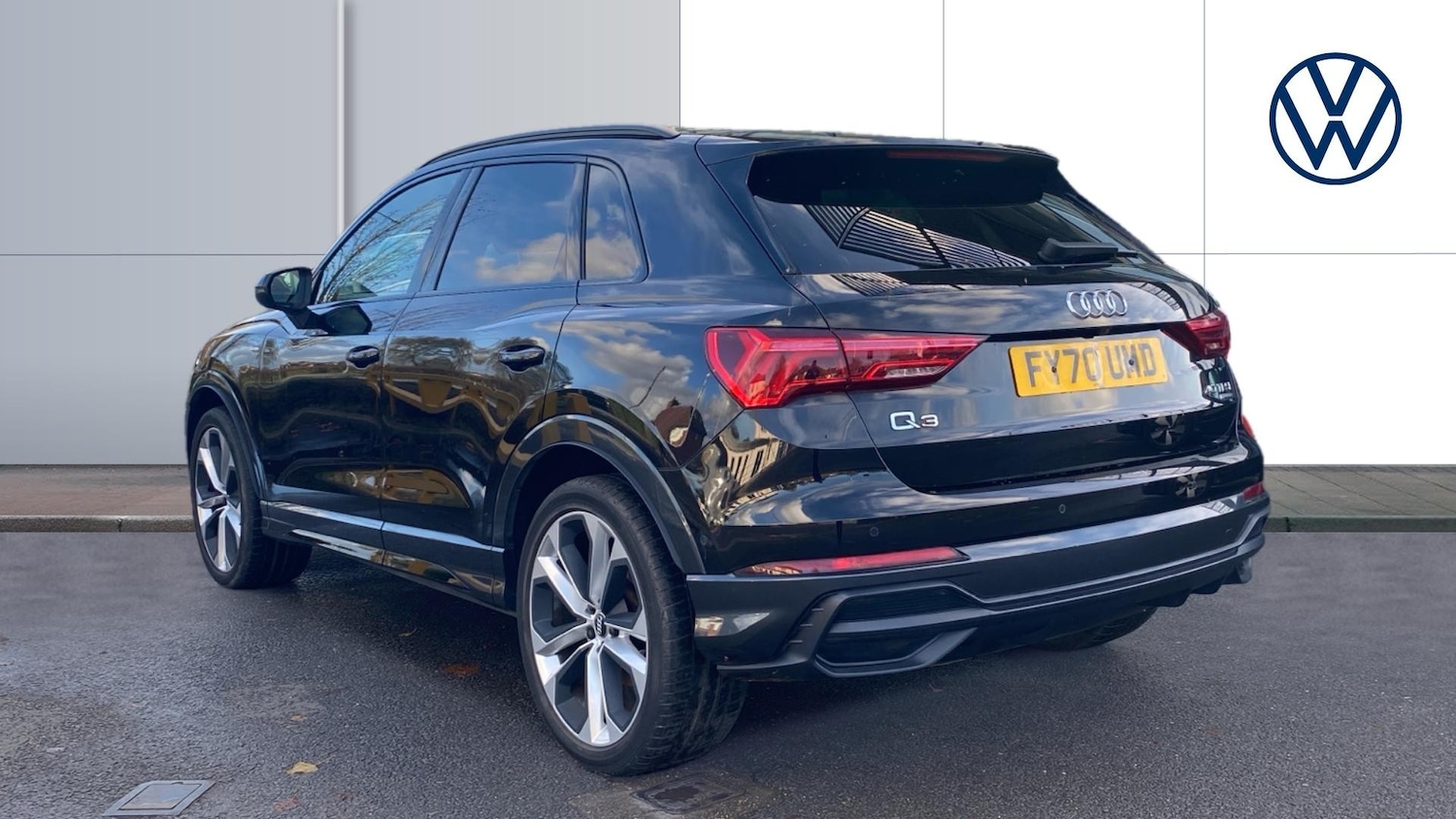 Used Audi Q3 2020 for sale - 76602173: Photo 3