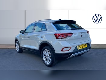 Used Volkswagen T-Roc 2023 for sale - 76146480: Photo 3
