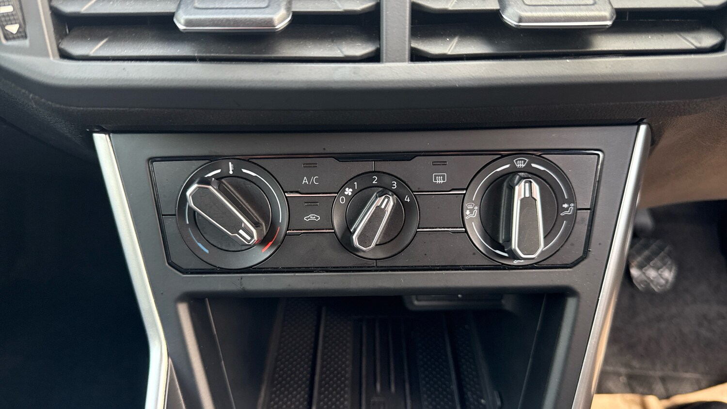 Used Volkswagen Taigo 2025 for sale - 77325980: Photo 13