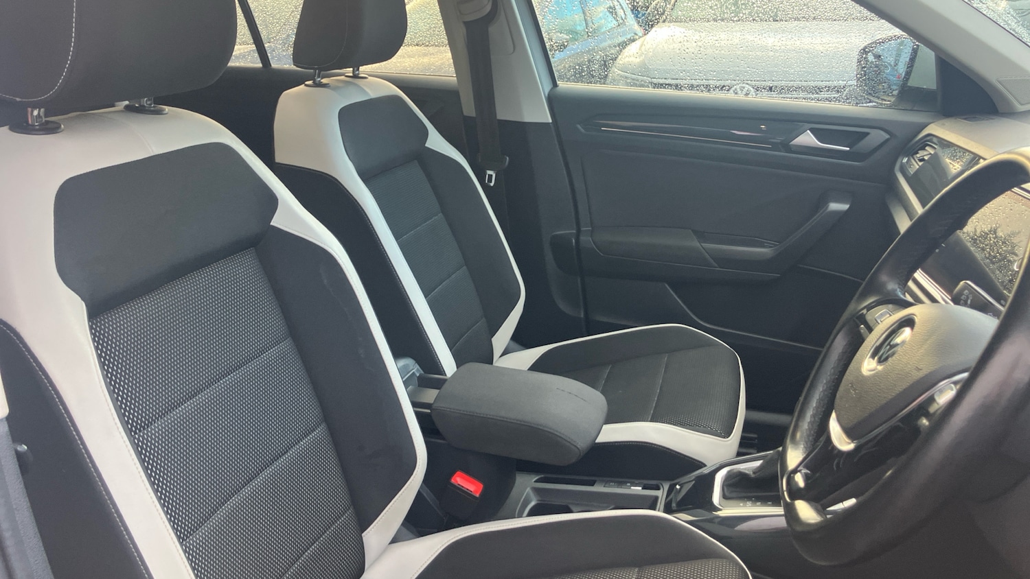 Used Volkswagen T-Roc 2021 for sale - 76693242: Photo 15