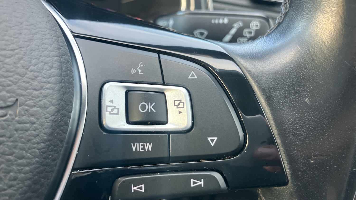 Used Volkswagen T-Roc 2021 for sale - 76693242: Photo 18