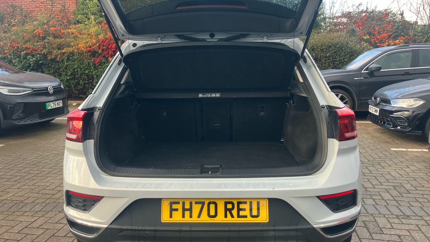 Used Volkswagen T-Roc 2021 for sale - 76693242: Photo 20