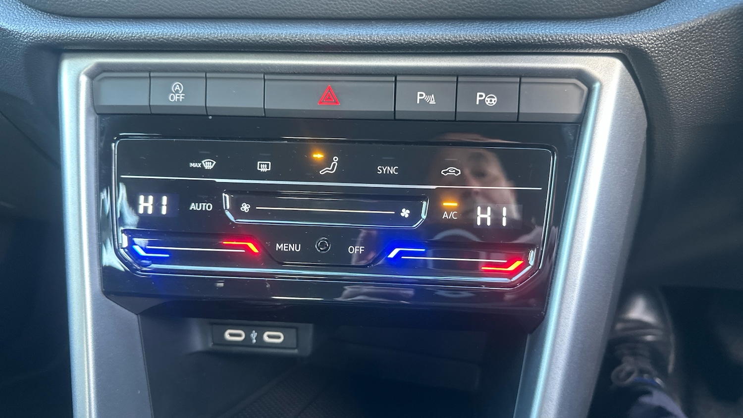 Used Volkswagen T-Roc 2023 for sale - 77148318: Photo 13