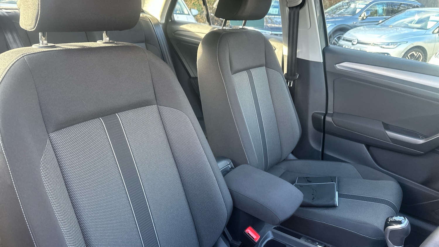 Used Volkswagen T-Roc 2023 for sale - 77148318: Photo 15