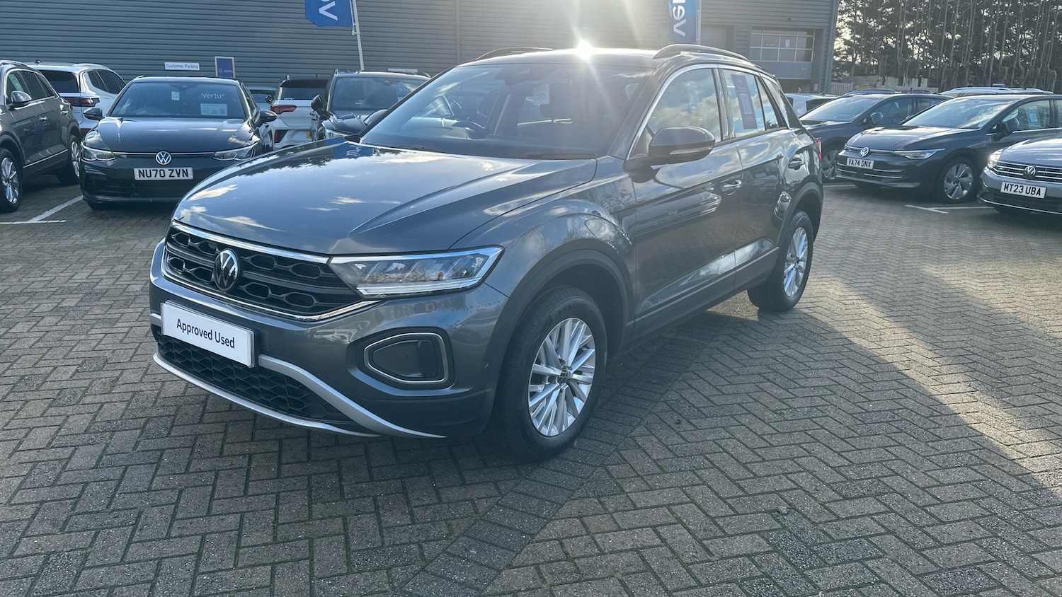 Used Volkswagen T-Roc 2023 for sale - 77148318: Photo 28