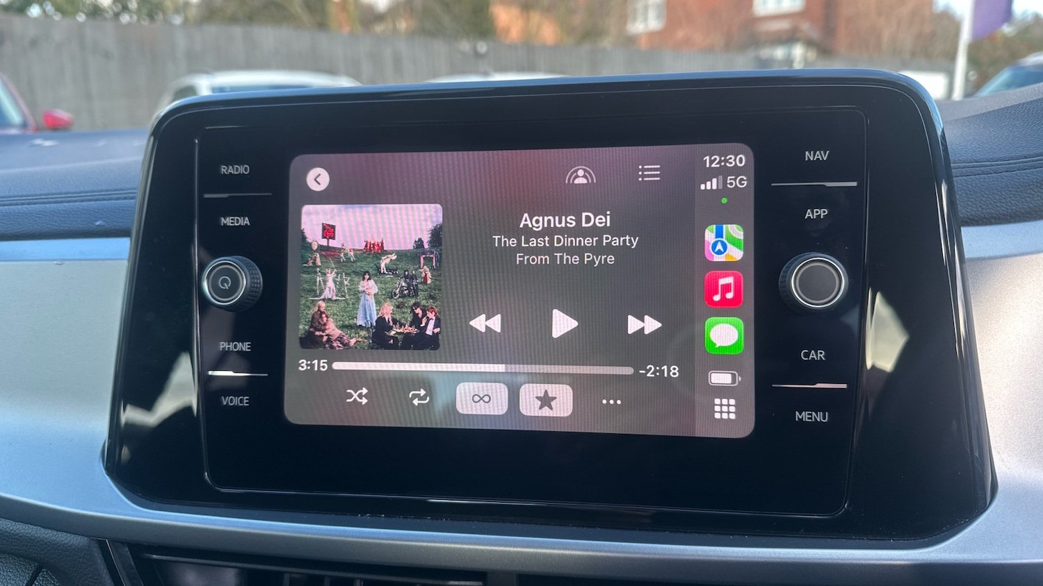 Used Volkswagen T-Roc 2023 for sale - 77148318: Photo 35