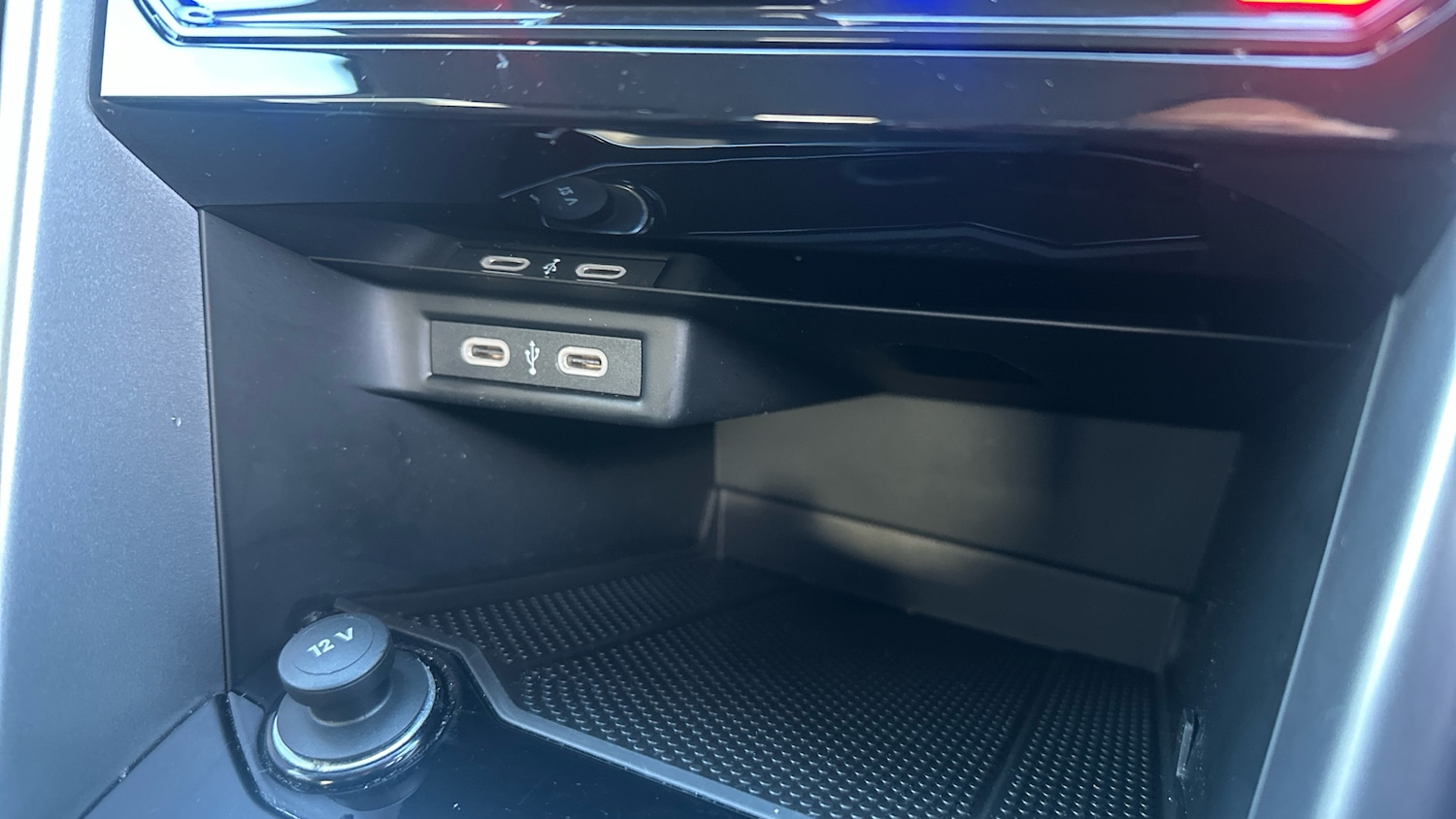 Used Volkswagen T-Roc 2023 for sale - 77148318: Photo 39