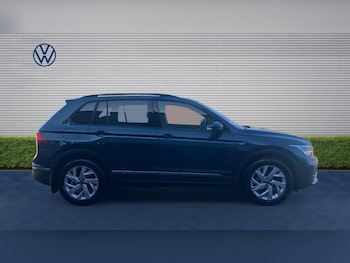 Used MINI Hatch 2019 for sale - 78092621: Photo