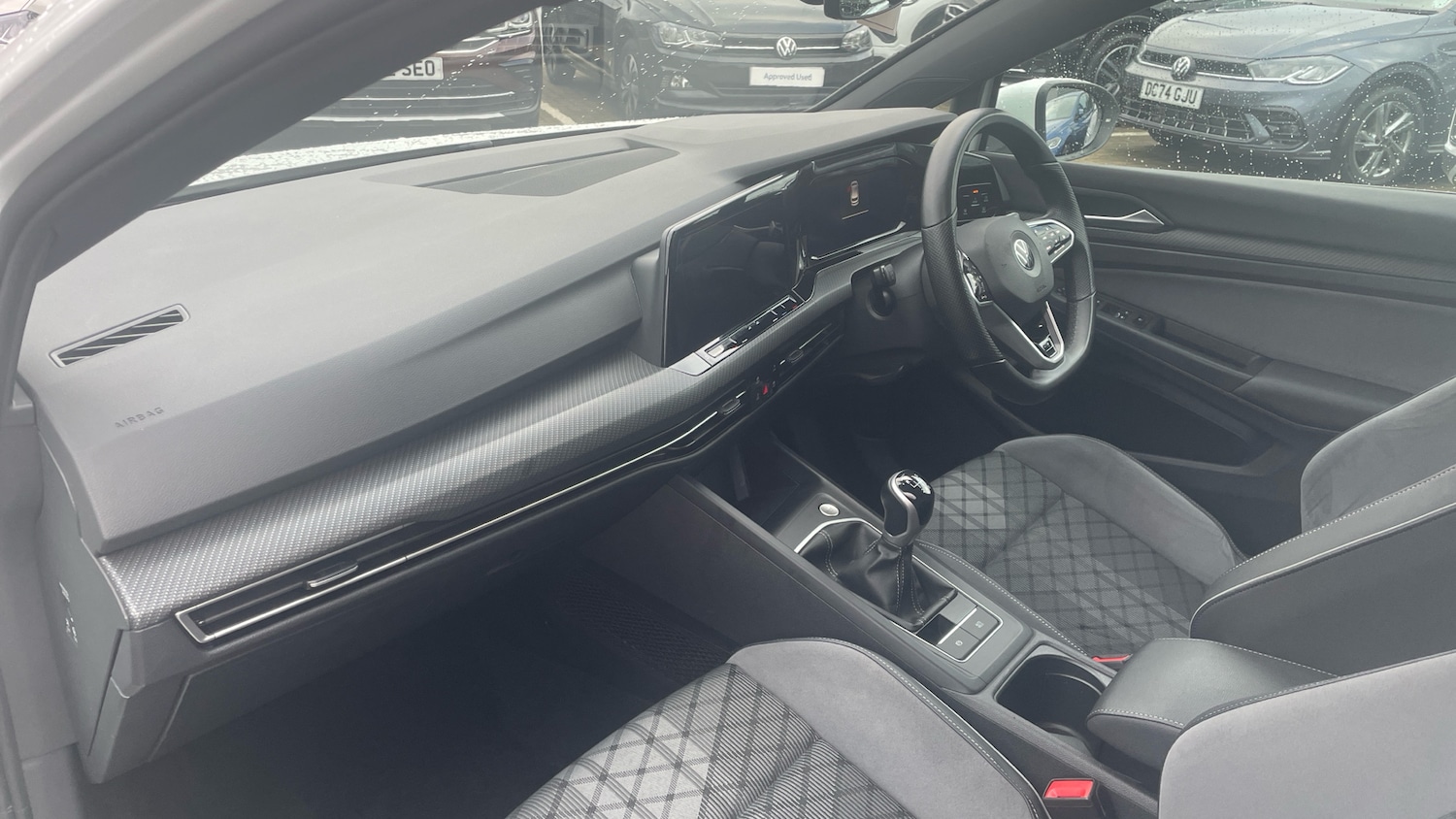 Used Volkswagen Golf 2020 for sale - 77452990: Photo 2