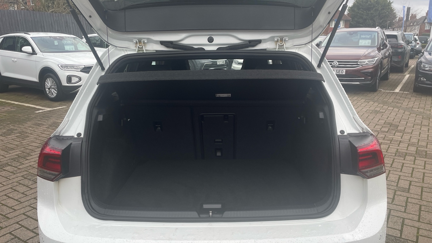 Used Volkswagen Golf 2020 for sale - 77452990: Photo 20