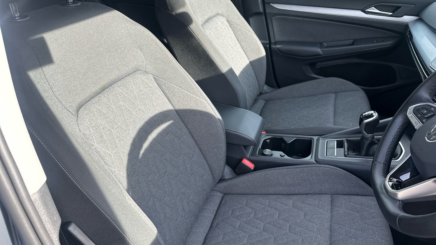 Used Volkswagen Golf 2024 for sale - 76482760: Photo 15