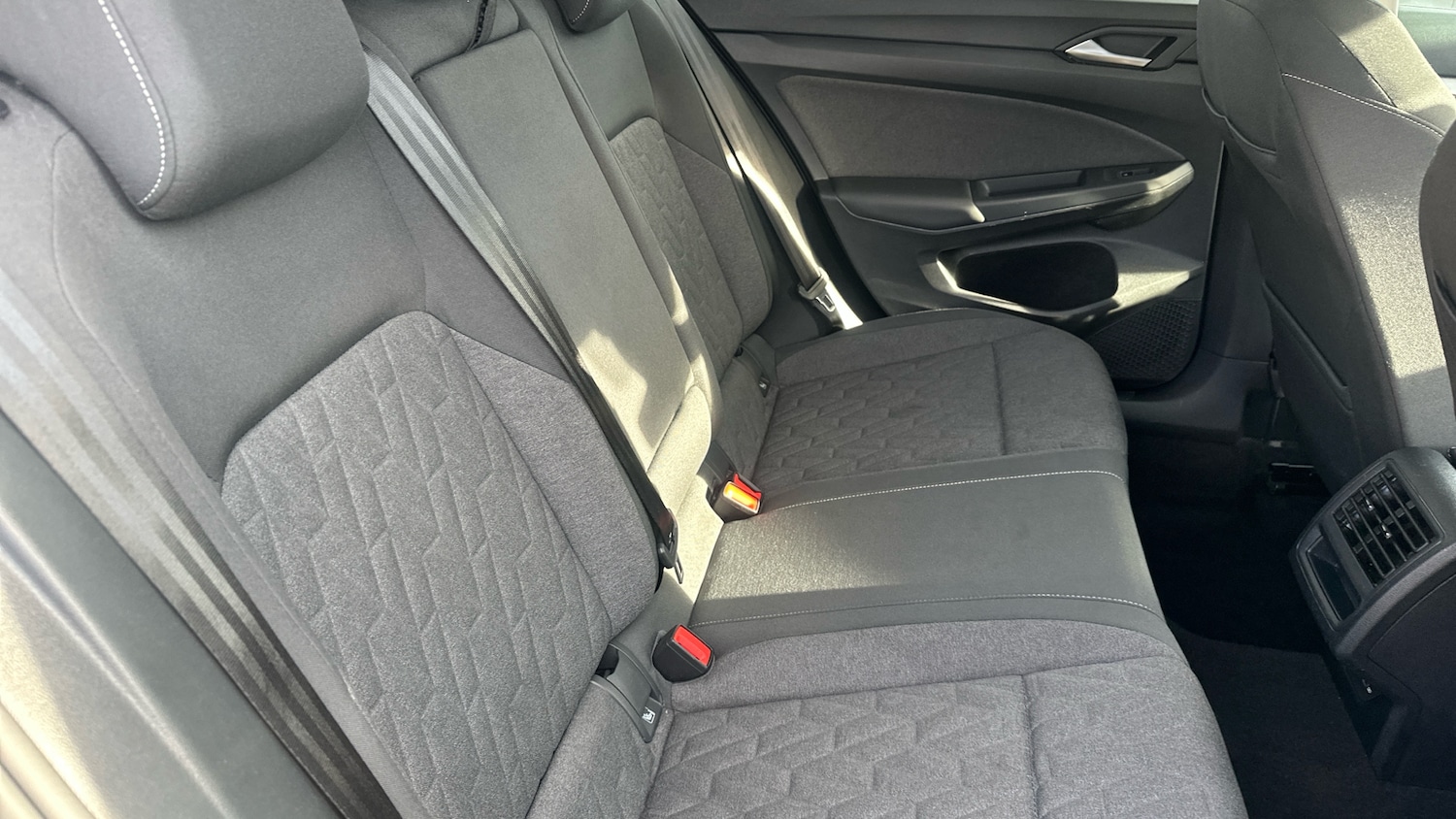 Used Volkswagen Golf 2024 for sale - 76482760: Photo 16