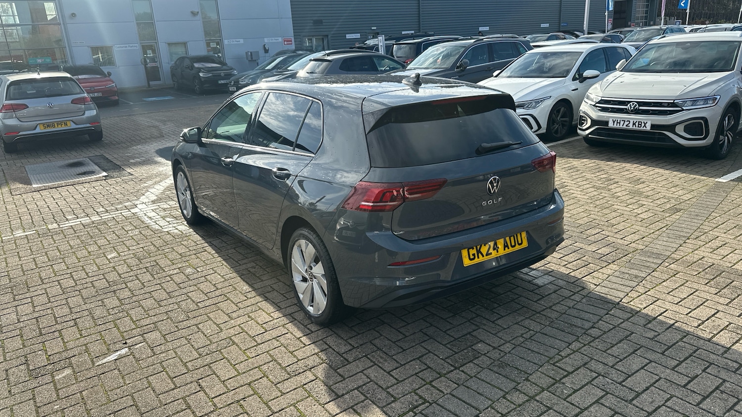 Used Volkswagen Golf 2024 for sale - 76482760: Photo 30