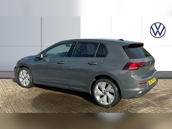 Used Volkswagen Golf 2024 for sale - 76482760: Photo