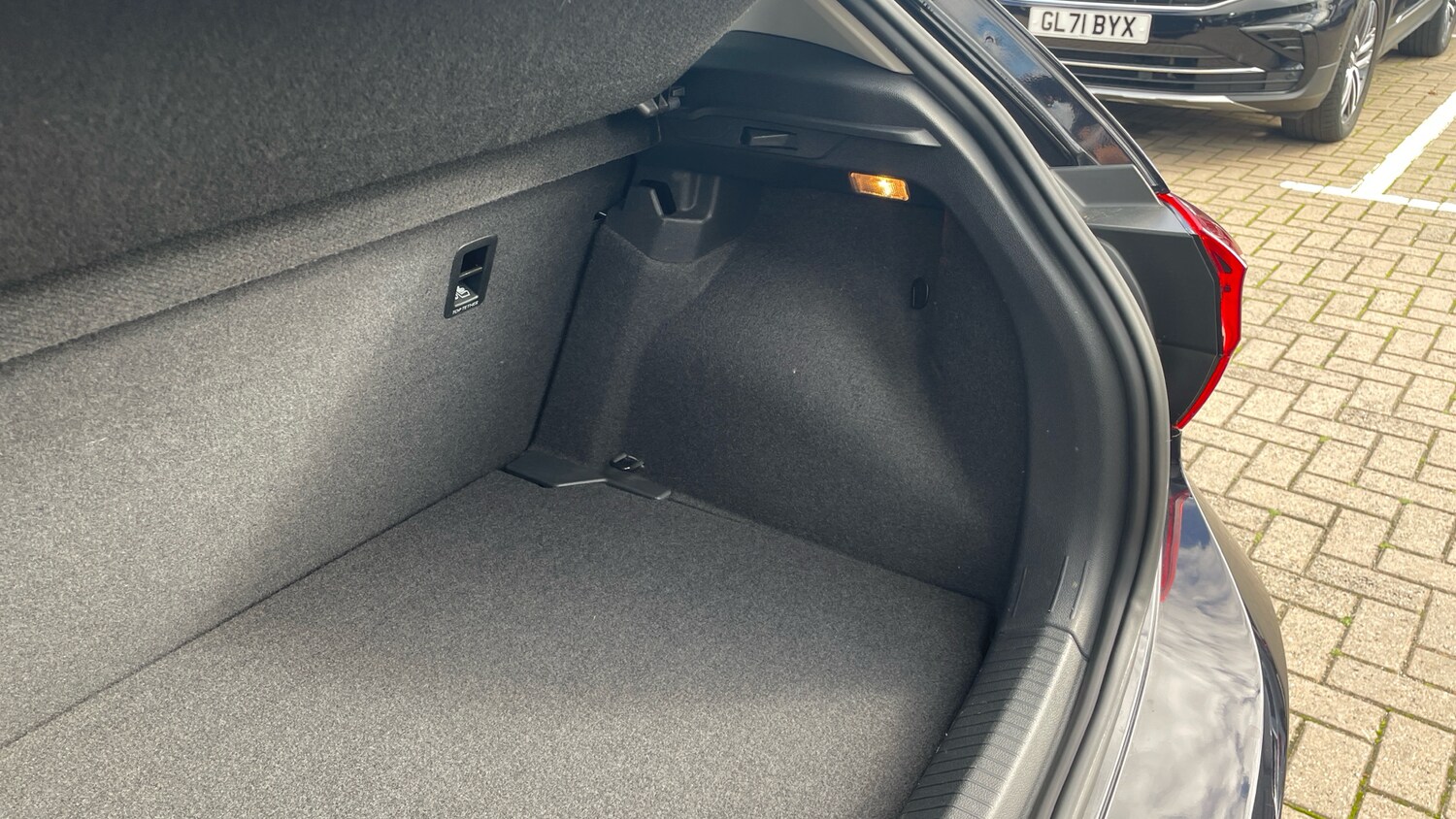 Used Volkswagen Polo 2022 for sale - 76263741: Photo 38